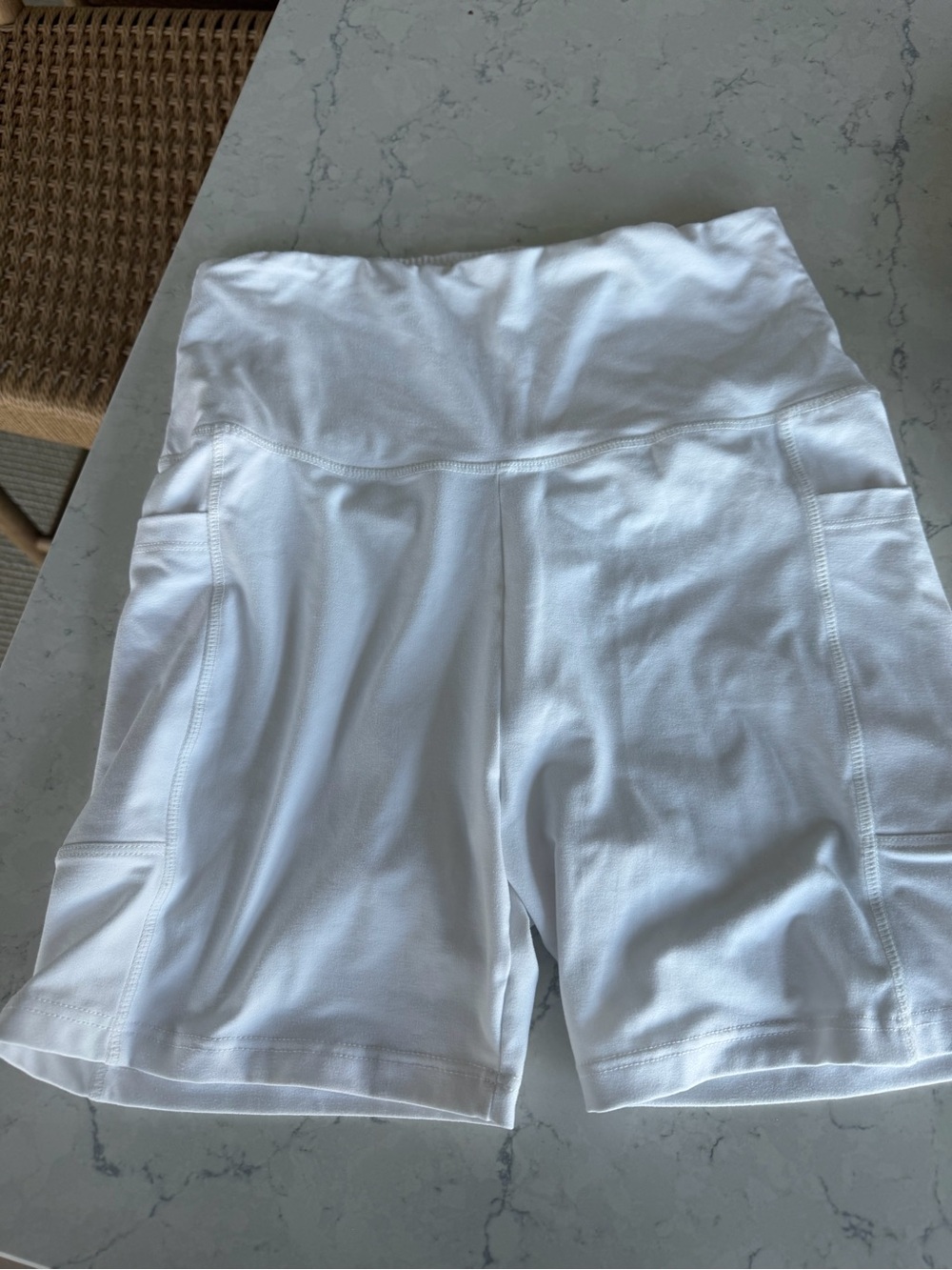 Amazon White High-Rise Athletic Bike Shorts with Side Pockets Small/Medium